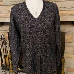 Ann Taylor gray wool long sleeve vneck sweater top